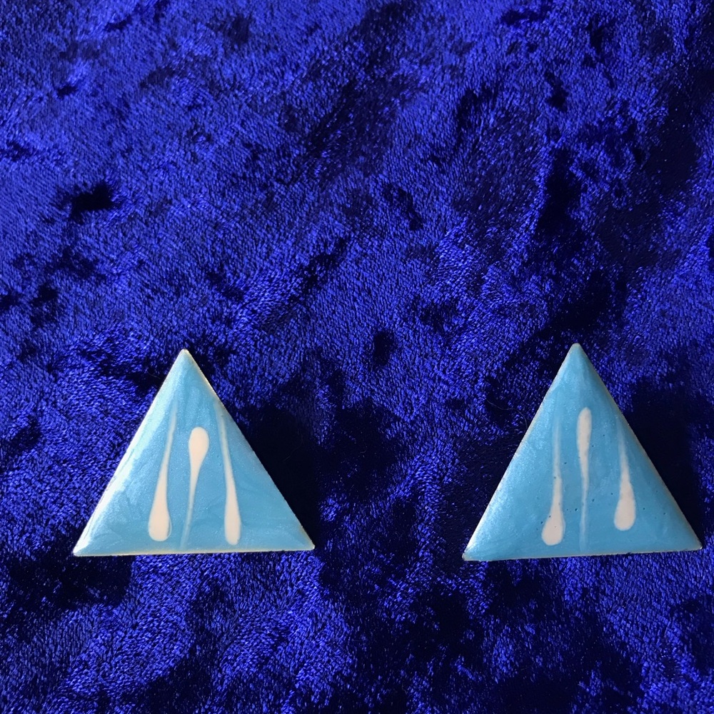 Triangle earrings